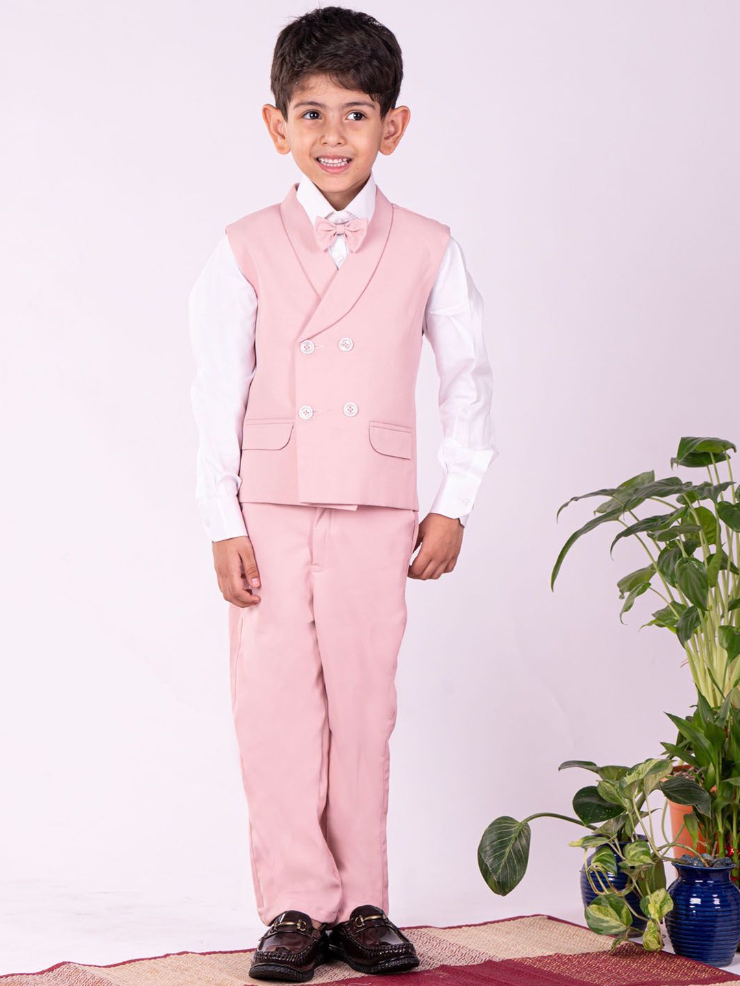 

VASTRAMAY Boys Slim-Fit Notched Lapel Collar 4-Piece Party Suits, Pink