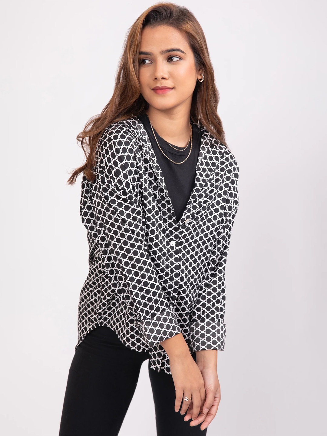 

BOTNIA Geometric Printed Spread Collar Long Sleeves Cotton Oversized Casual Shirt, Black