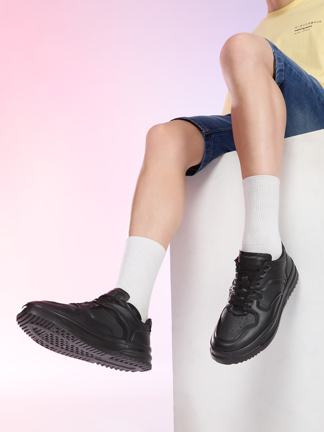 

HRX by Hrithik Roshan Men Everyday Sneakers, Black