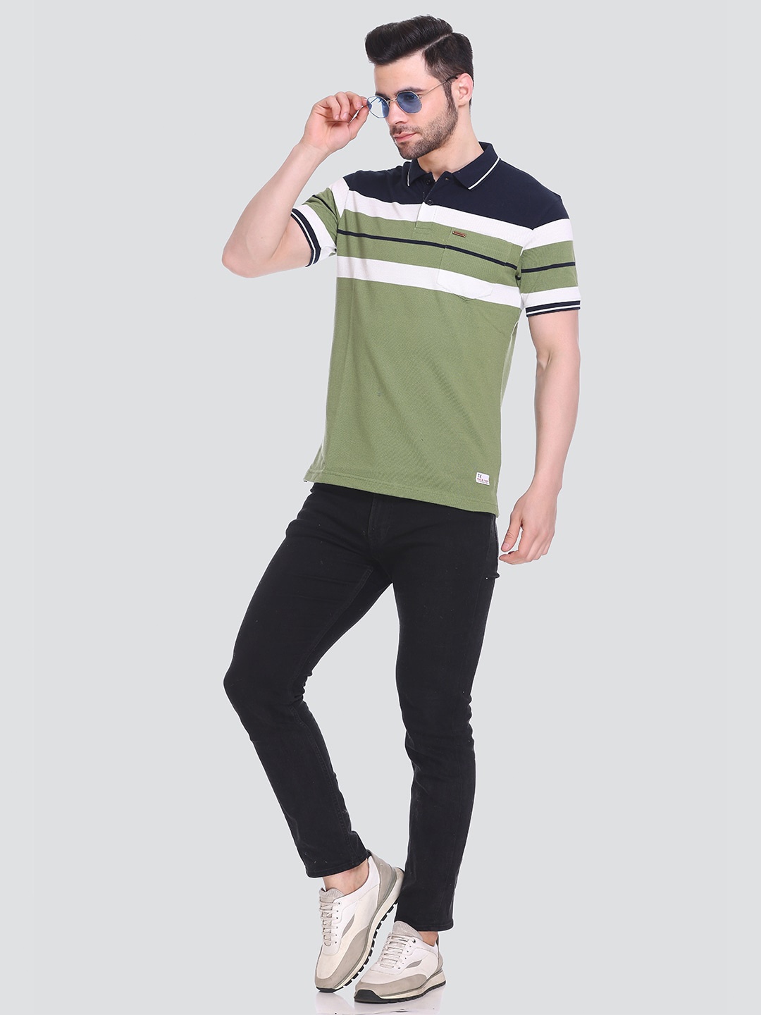 

Tuckinn Stripper Men Colourblocked Polo Collar T-shirt, Green