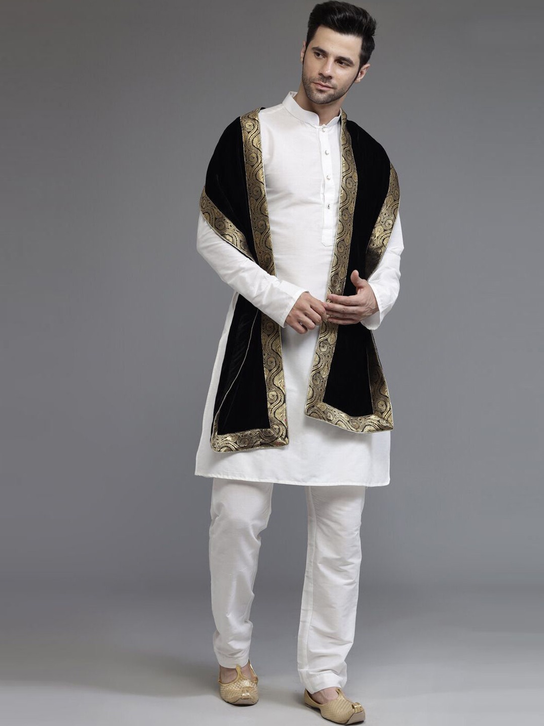 

Utsav Fashion Men Velvet Dupatta, Black