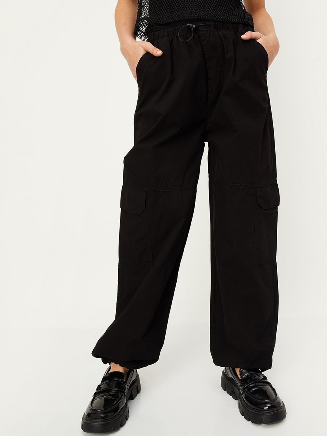 

max Girls Cotton Cargo Trousers, Black