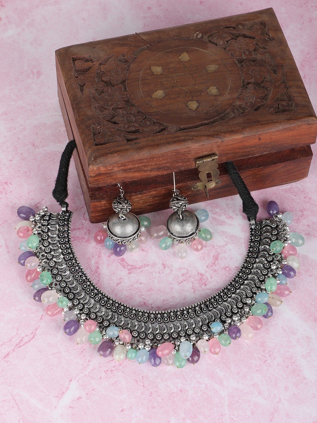 

Sangria Silver-Plated Stone-Studded Jewellery Set