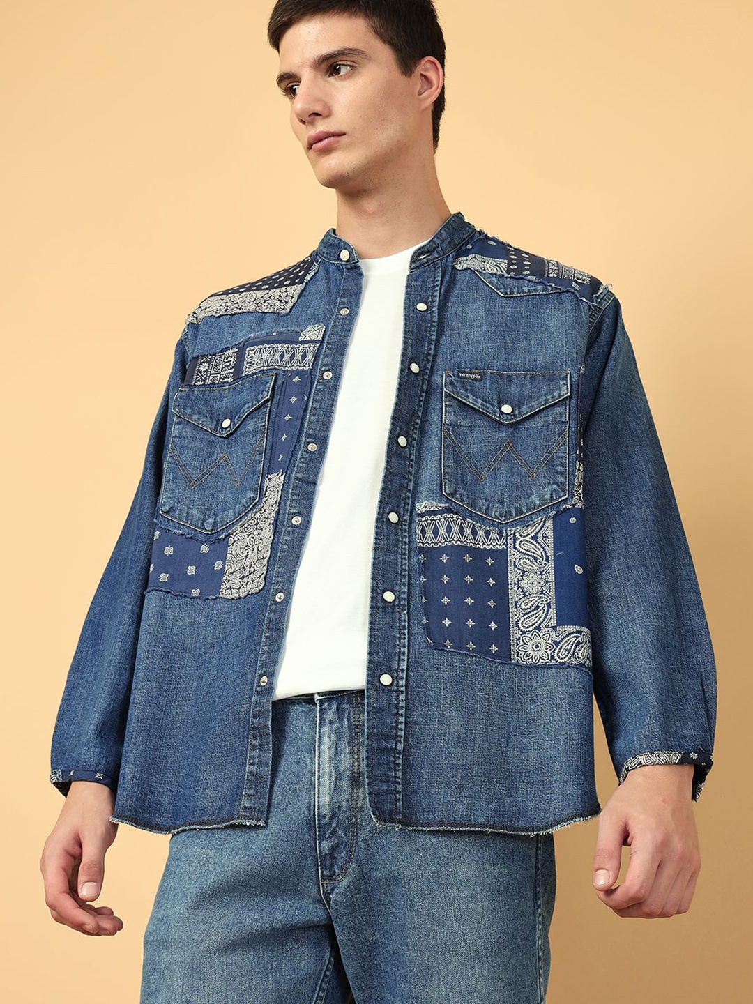 

Wrangler Men Opaque Printed Casual Shirt, Blue