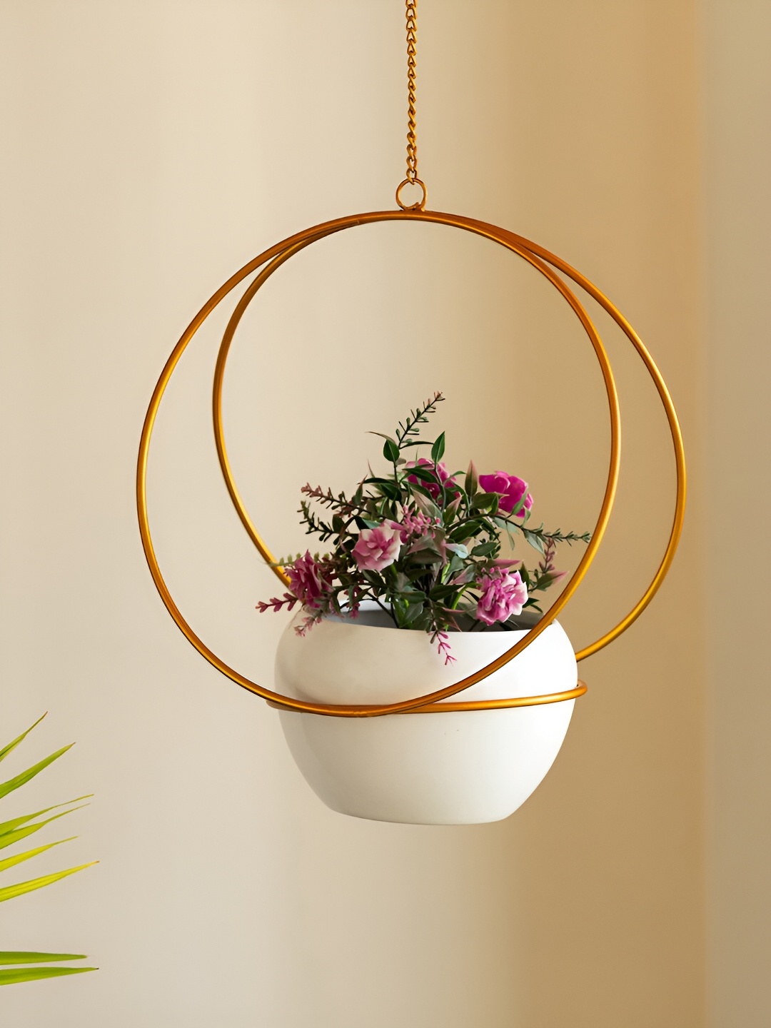 

ExclusiveLane Golden Hoops White Metal Planters