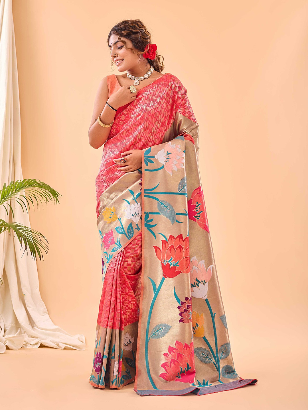 

Mitera Woven Design Zari Paithani Saree, Pink