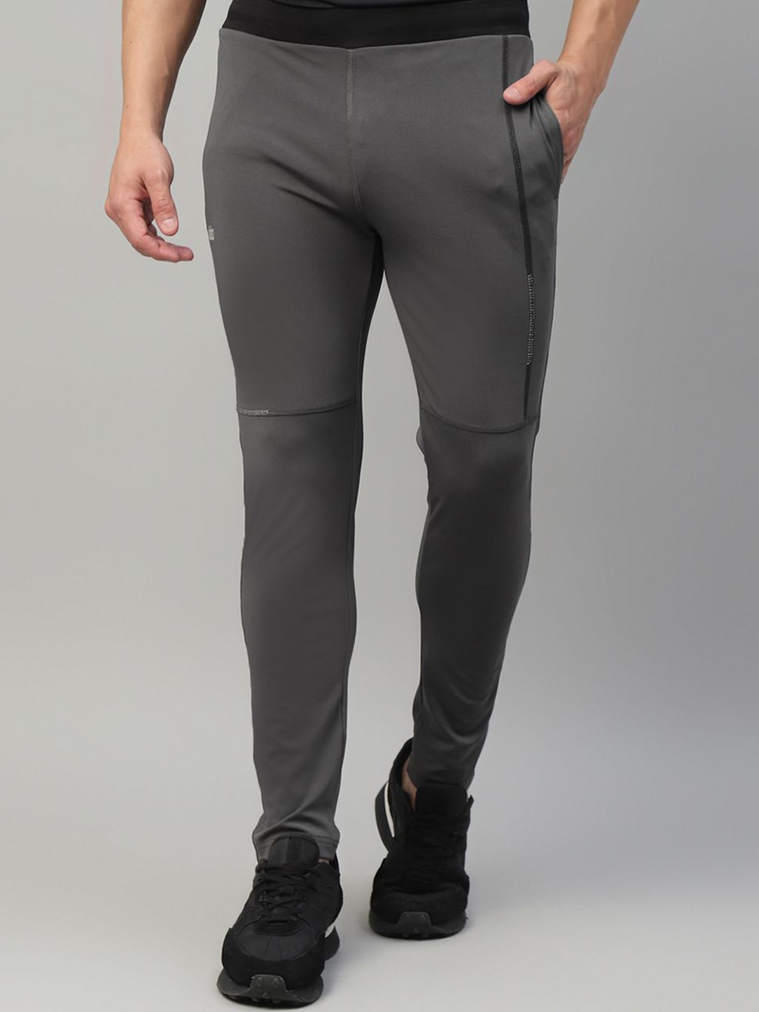 

DIDA Men Mid-Rise Track Pants, Grey