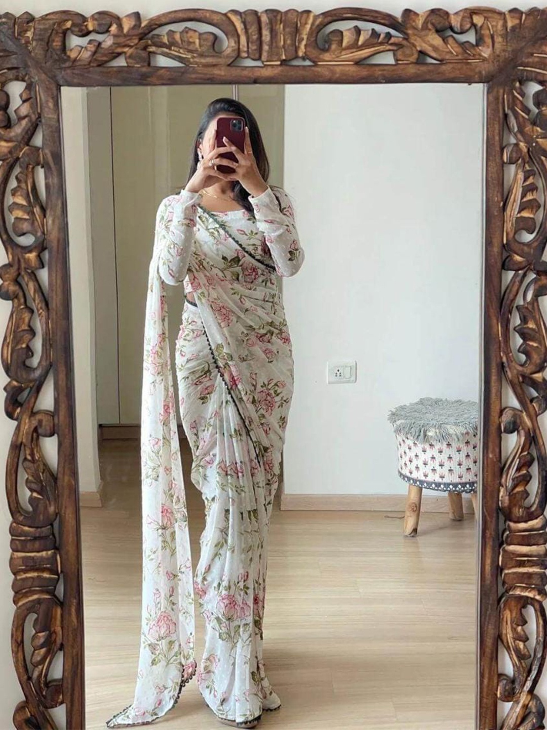 

YOYO Fashion Floral Pure Georgette Ready to Wear Saree, White