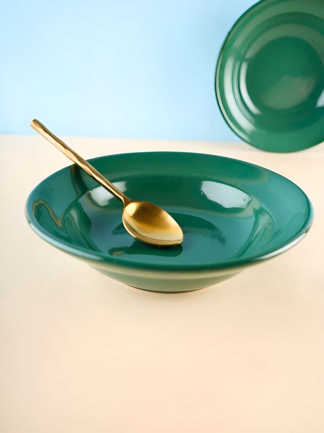 

WEAVING HOMES Green Ceramic Glossy Plate