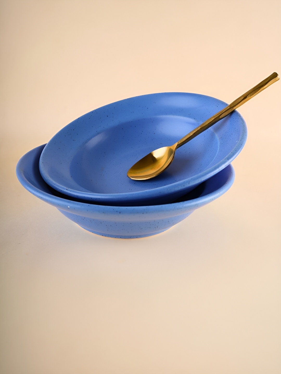 

WEAVING HOMES Blue Ceramic Glossy Plate