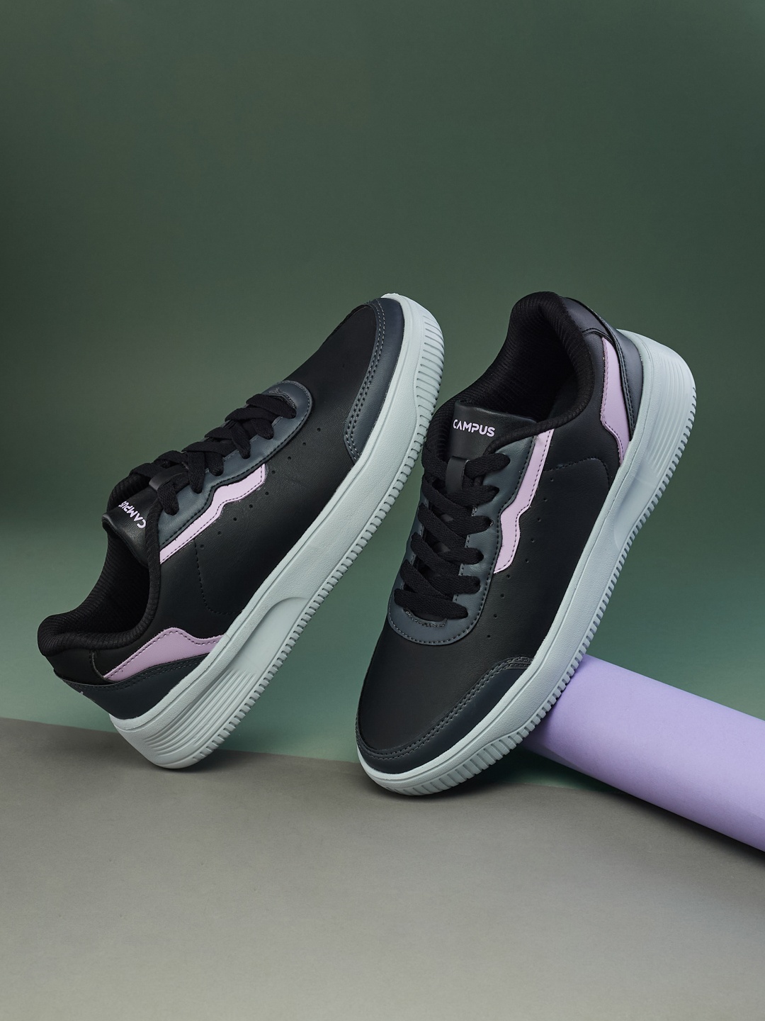 

Campus OGL-10 Women Lace-Up Sneaker, Black