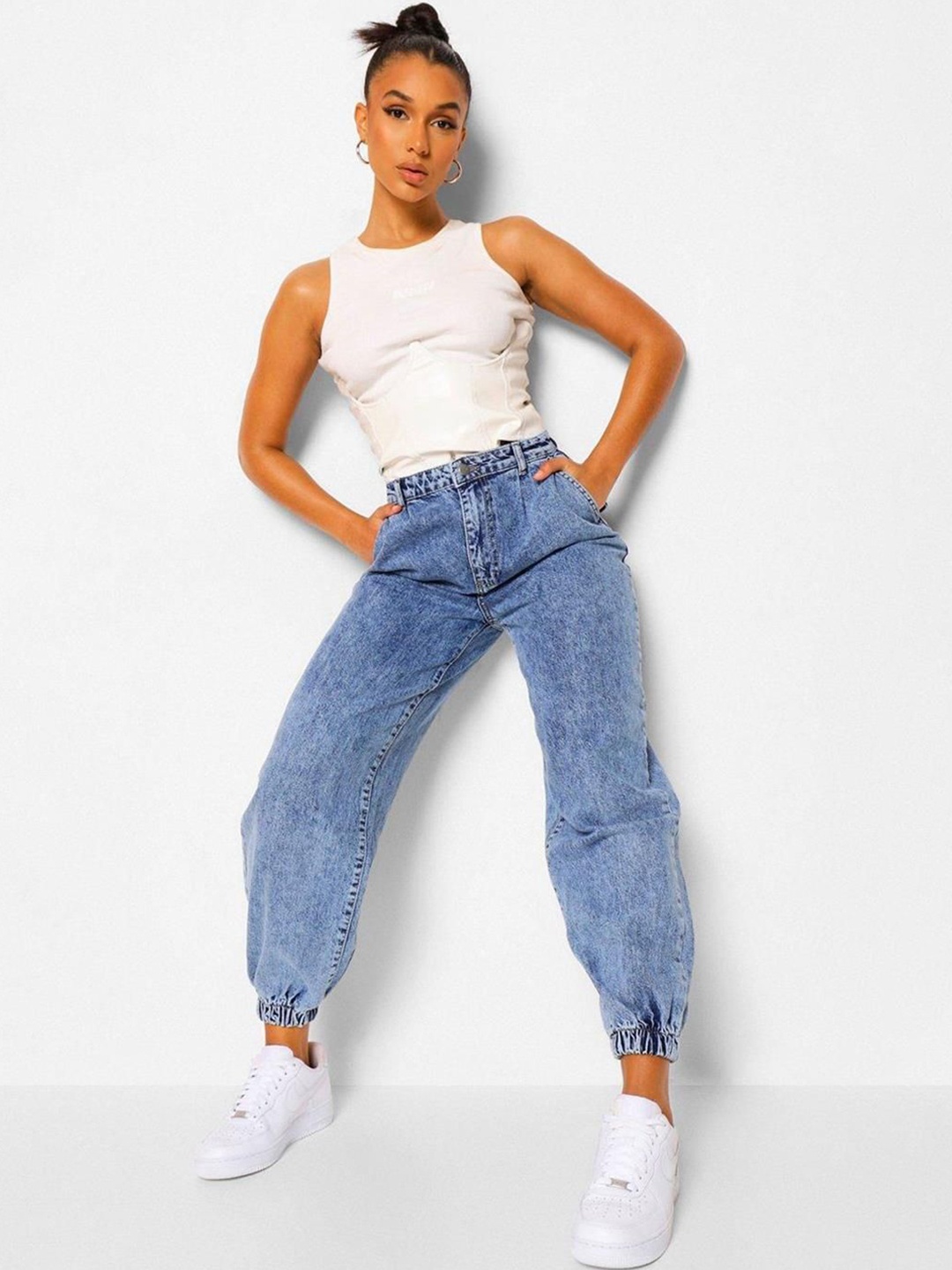 

Kotty Women High-Rise Heavy Fade Clean Look Stretchable Jogger Jeans, Blue