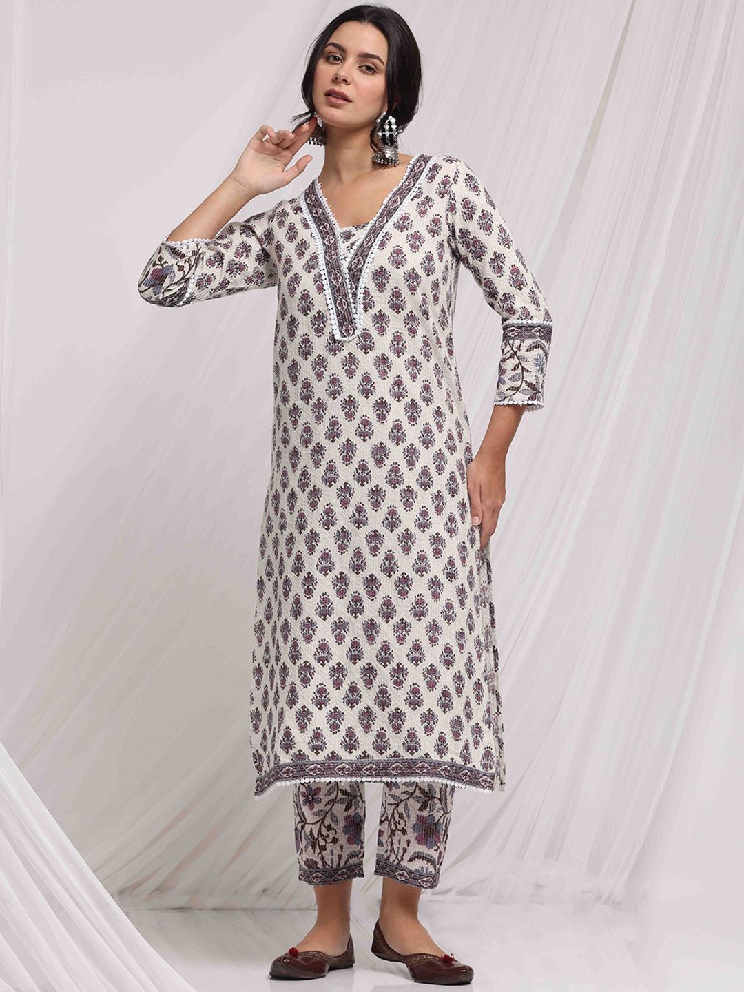 

Anouk Off White Ethnic Motifs Printed Regular Kantha Work Pure Cotton Kurta With Trousers