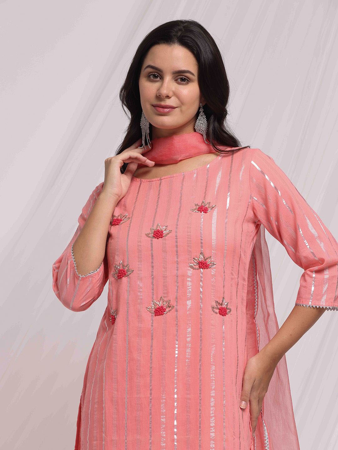 

Anouk Ethnic Embroidered Round Neck Pure Cotton Straight Kurta with Trousers & Dupatta, Peach