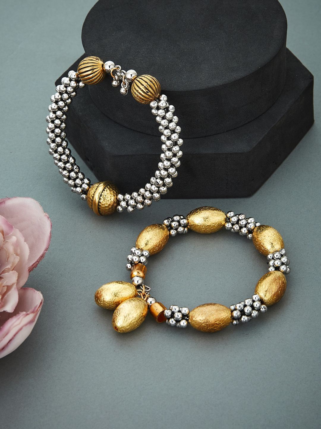 

ATIBELLE Set of 2 Silver-Plated Beaded Bangle-Style Bracelet