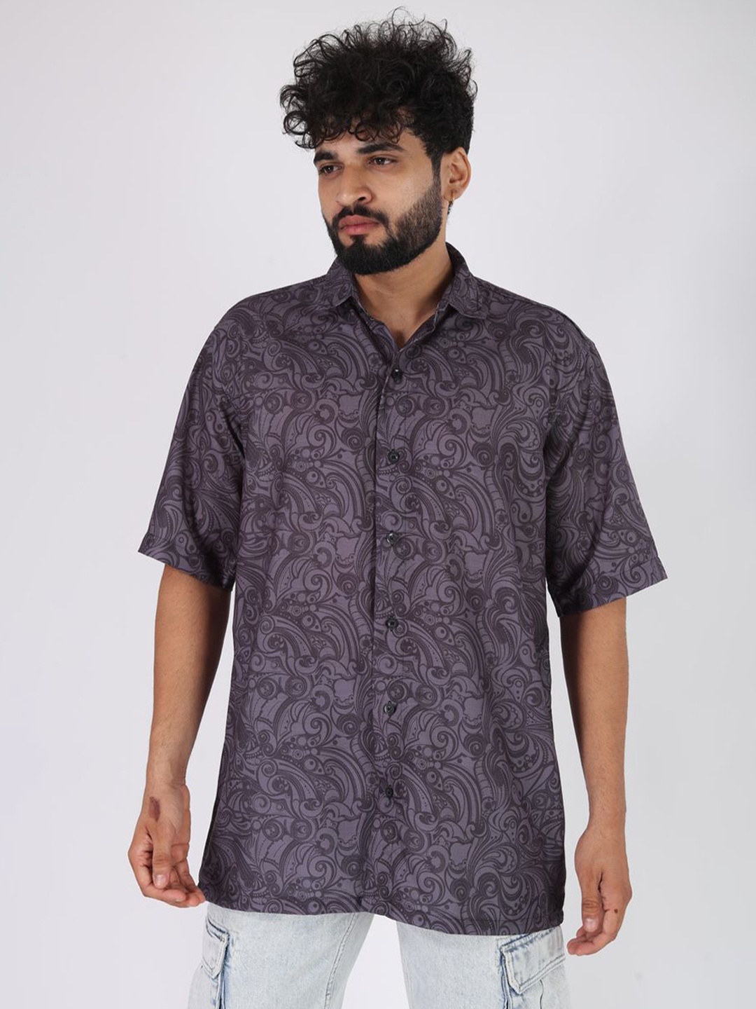 

BROWN BROTHERS Abstract Printed Spread Collar Short Sleeves Relaxed Oversized Casual Shirt, Black