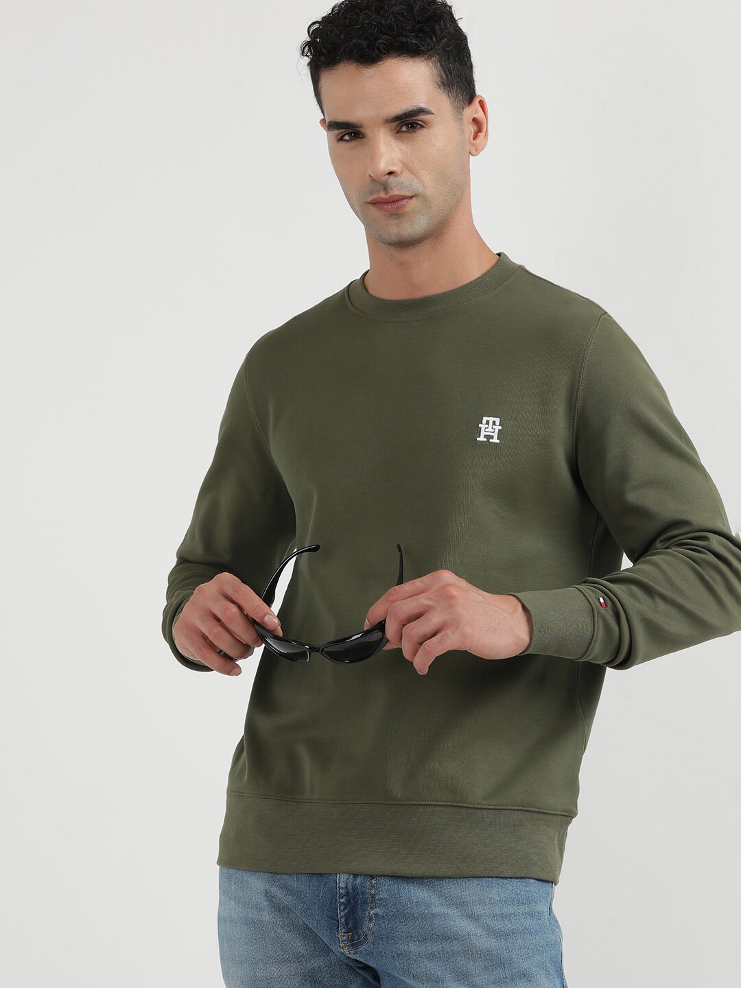 

Tommy Hilfiger Round Neck Pullover Sweaters, Green