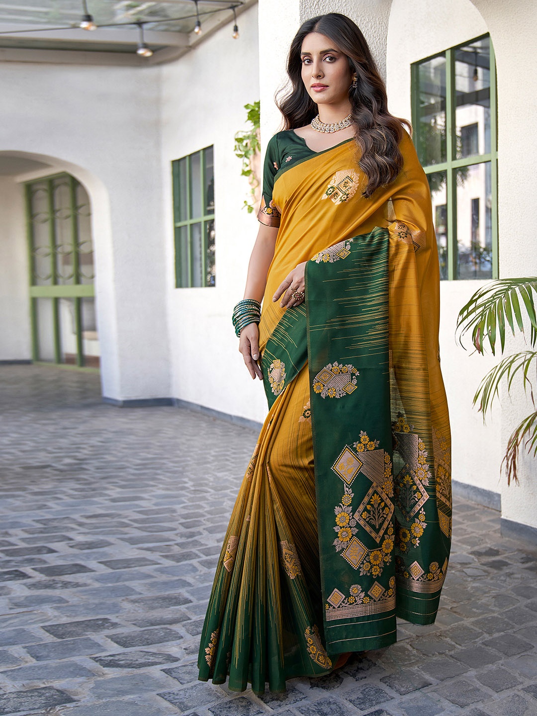 

Satrani Woven Design Zari Banarasi Saree, Mustard