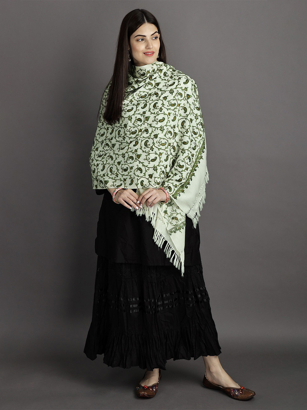 

Exotic India Marshmallow Aari Embroidered Paisley Jaal by Hand Pure Wool Kahsmiri Stole, Green