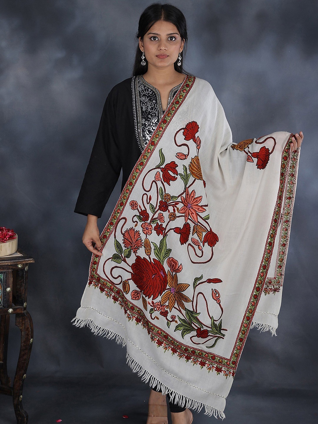 

Exotic India Hand Aari-Embroidered Large Flowers Pure Wool Kashmiri Stole, White