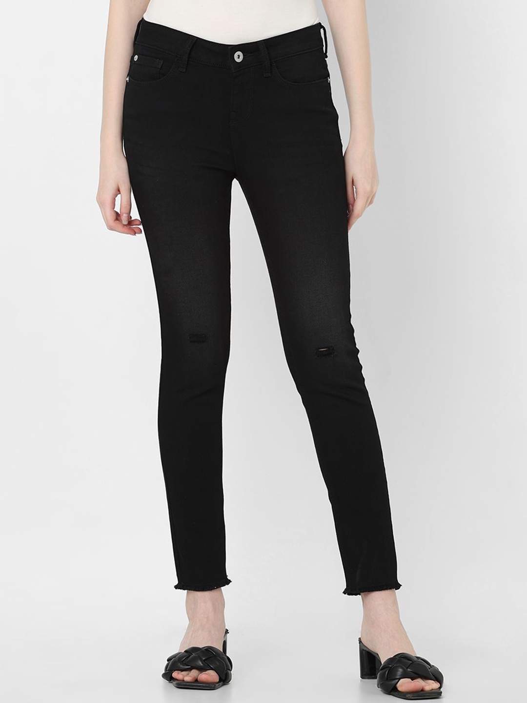 

Vero Moda Women Skinny Fit Clean Look Stretchable Jeans, Black
