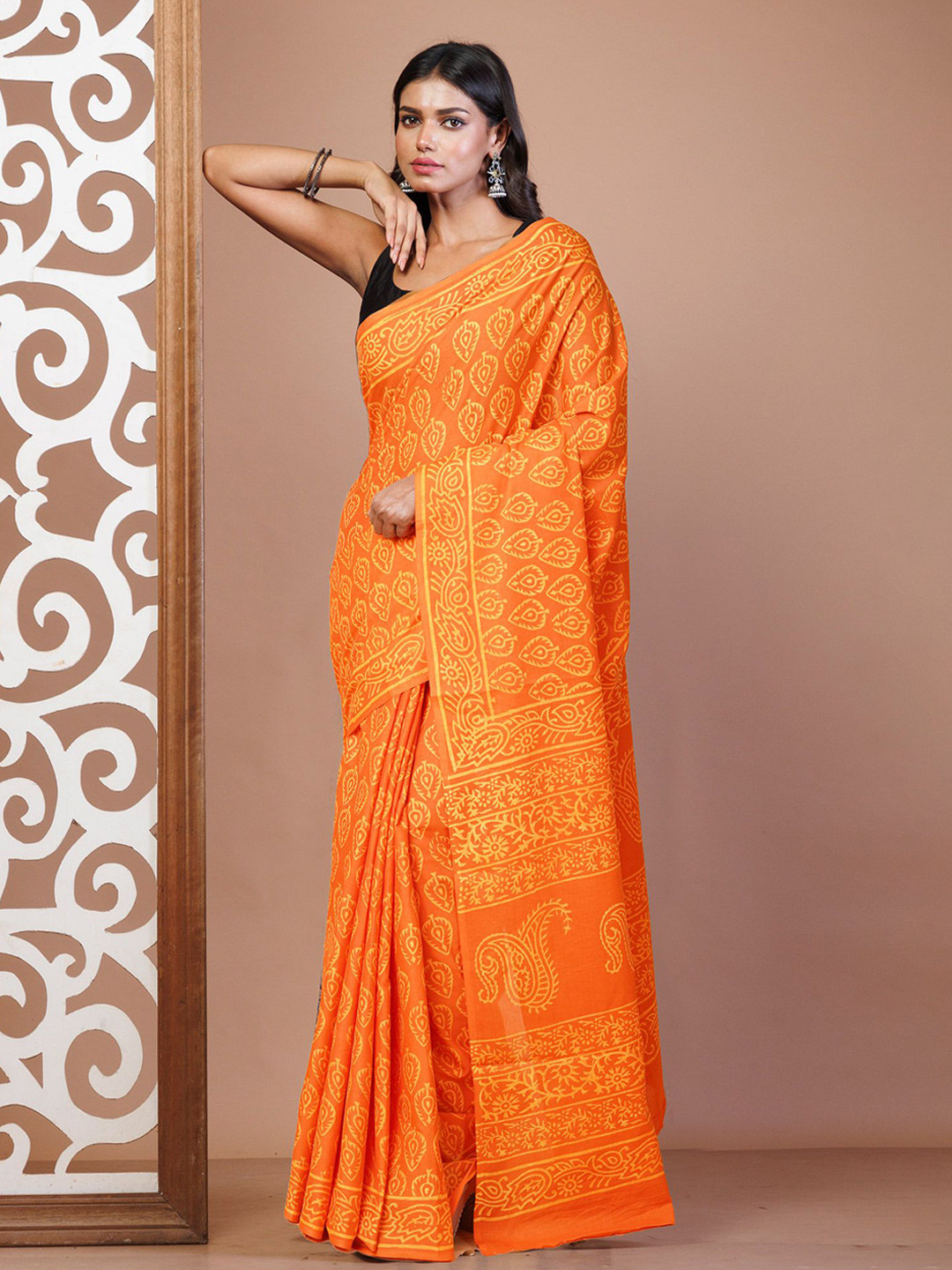 

Unnati Silks Ethnic Motifs Pure Cotton Handloom Block Print Saree, Orange