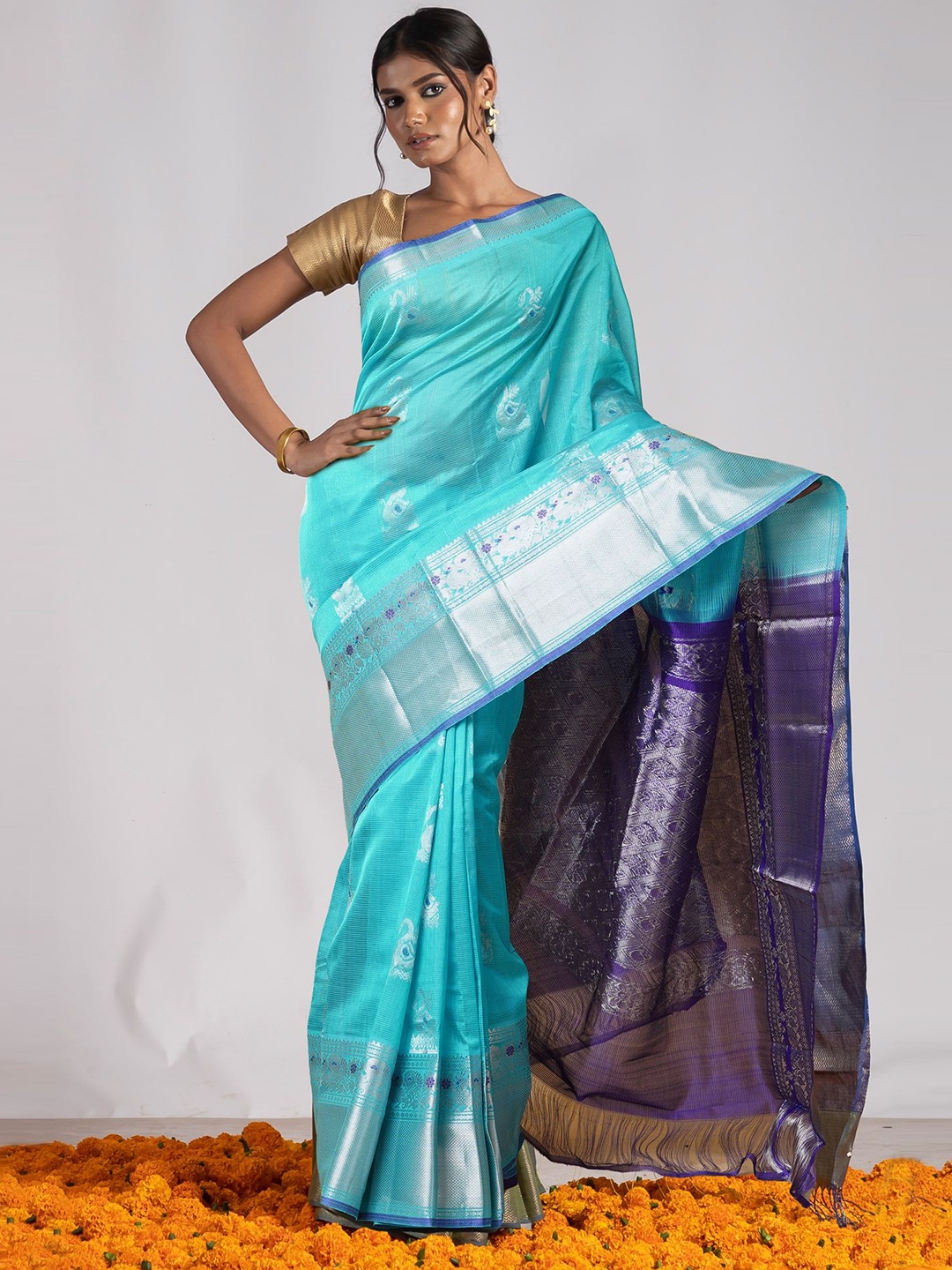 

Unnati Silks Woven Design Zari Pure Silk Handloom Kanjeevaram Saree, Blue