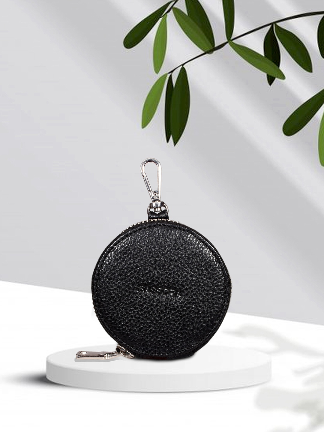 

Sassora Leather Textured Round Compact Travel Pouch, Black