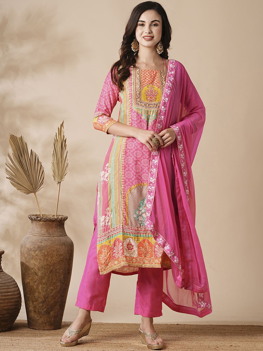 

FASHOR Ethnic Motifs Printed Beads and Stones Straight Kurta with Trousers & With Dupatta, Pink