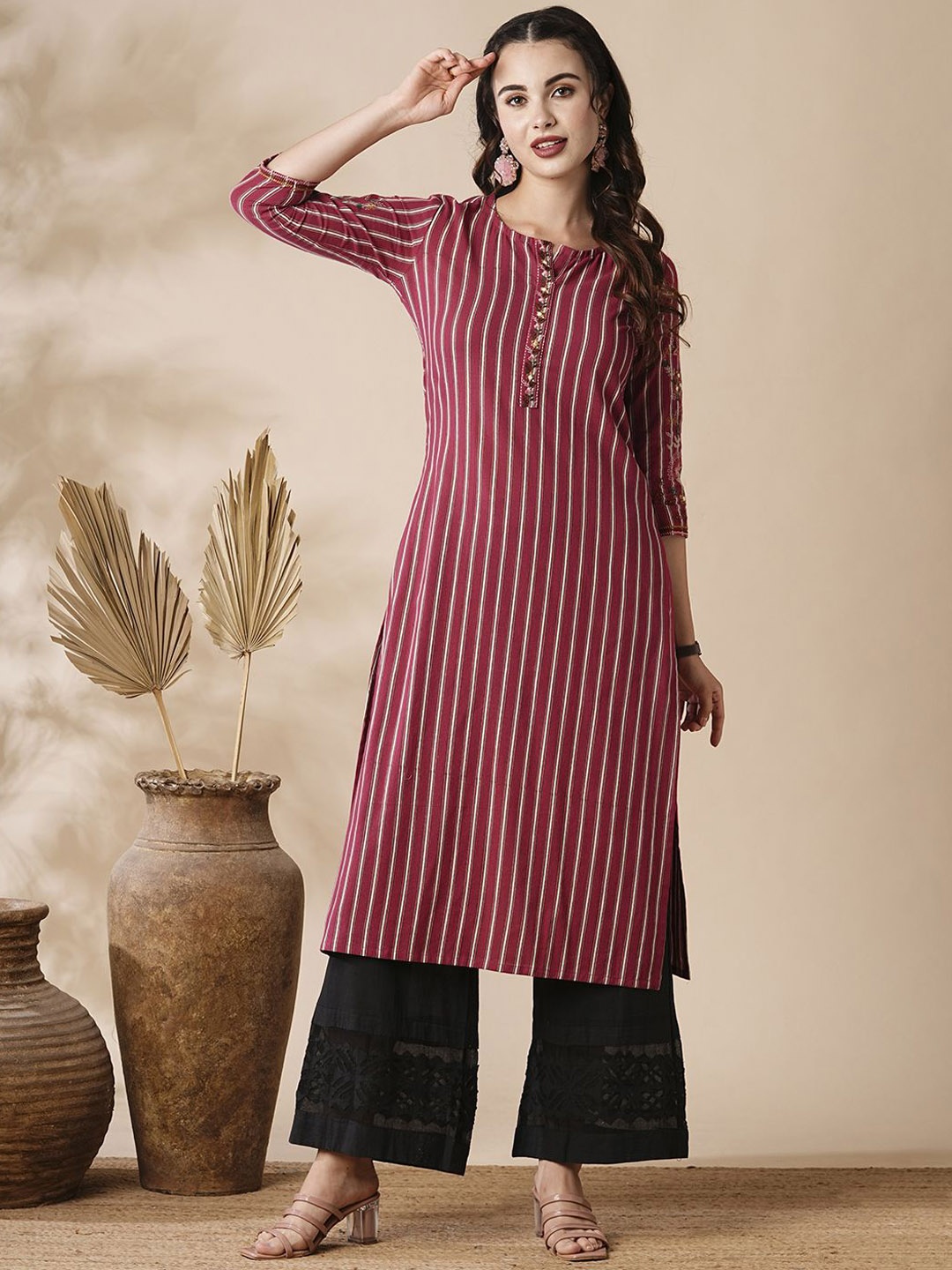 

FASHOR Round Neck Striped Thread Work Cotton Kurta, Magenta