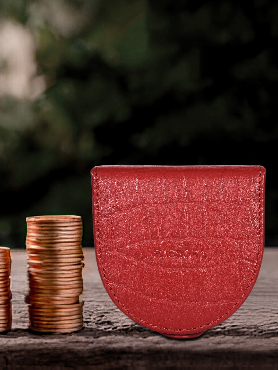 

Sassora Unisex Textured Compact Genuine Leather Coin Pouch, Red