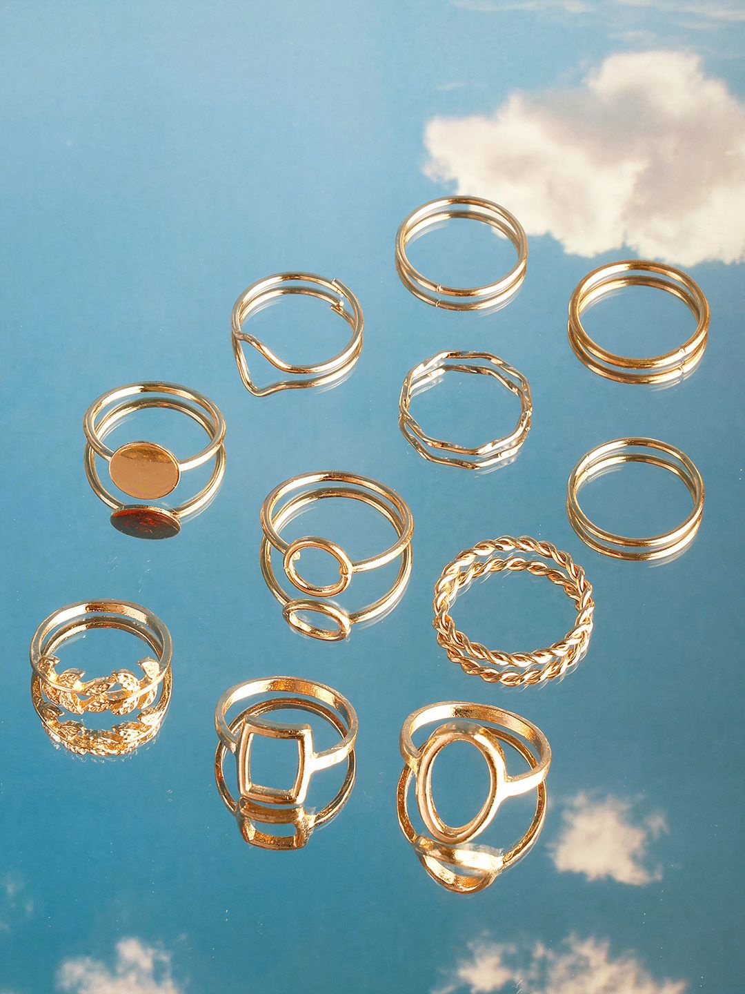 

PRITA Set Of 11 Gold Plated Finger Rings