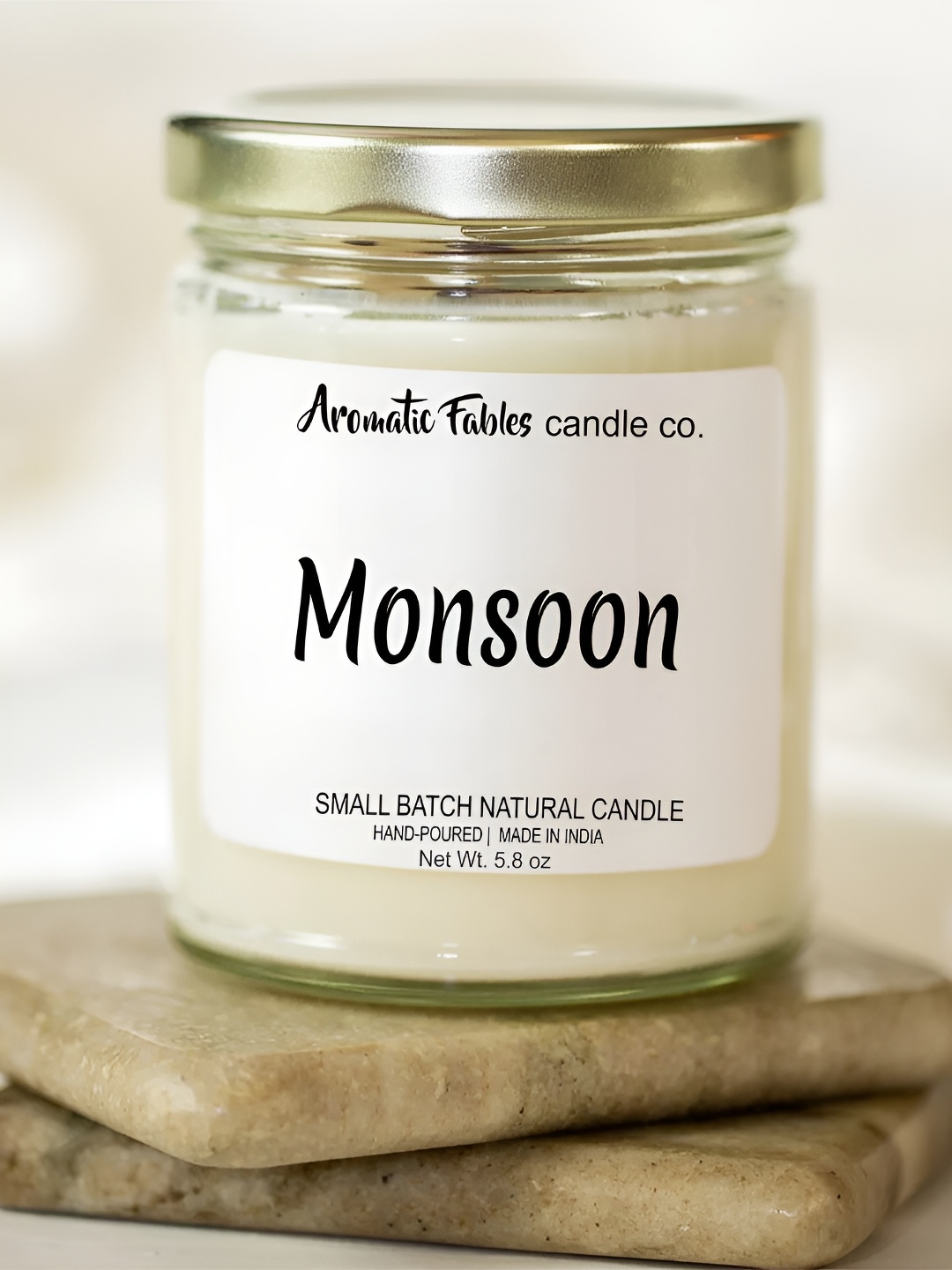 

Aromatic Fables White Scented Glass Jar Candle