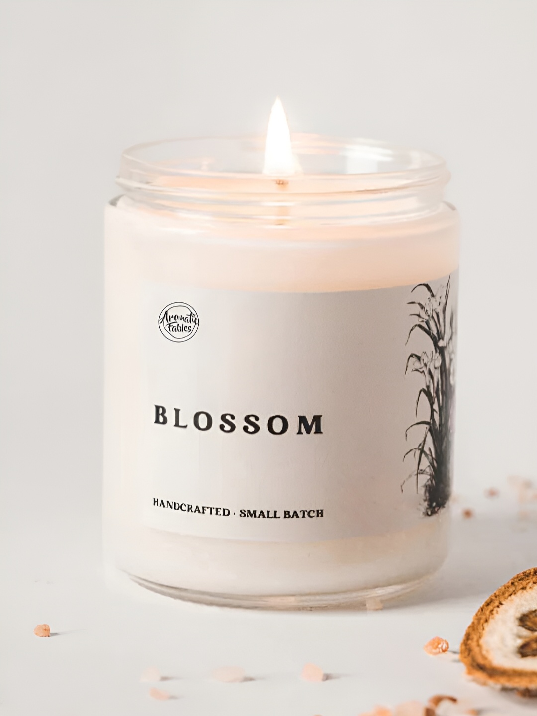 

Aromatic Fables White & Black Scented Double Wick Glass Jar Candle