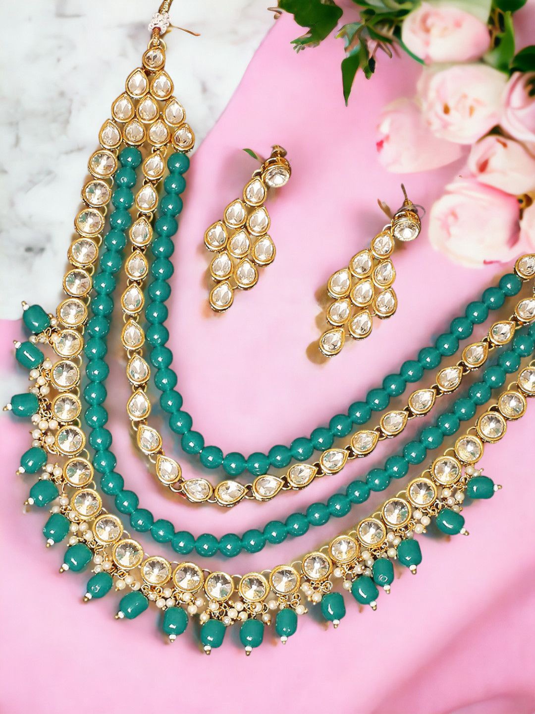 

Anouk Kundan Studded & Beaded Layered Jewellery Set, Gold