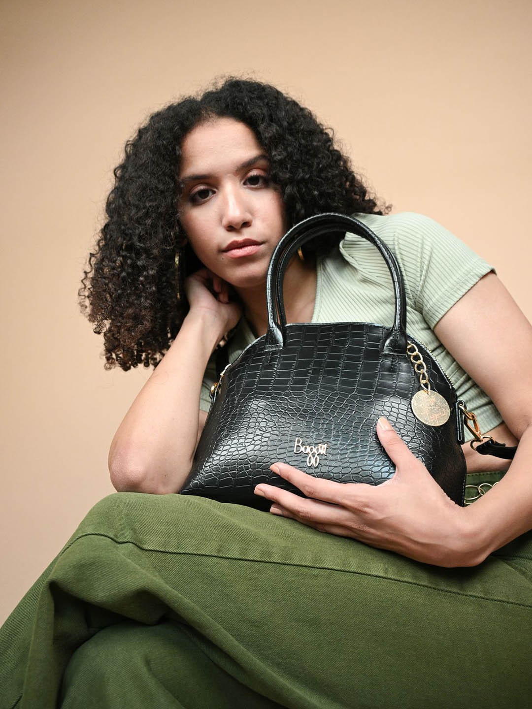 

Baggit Textured Structured Handheld Bag, Black