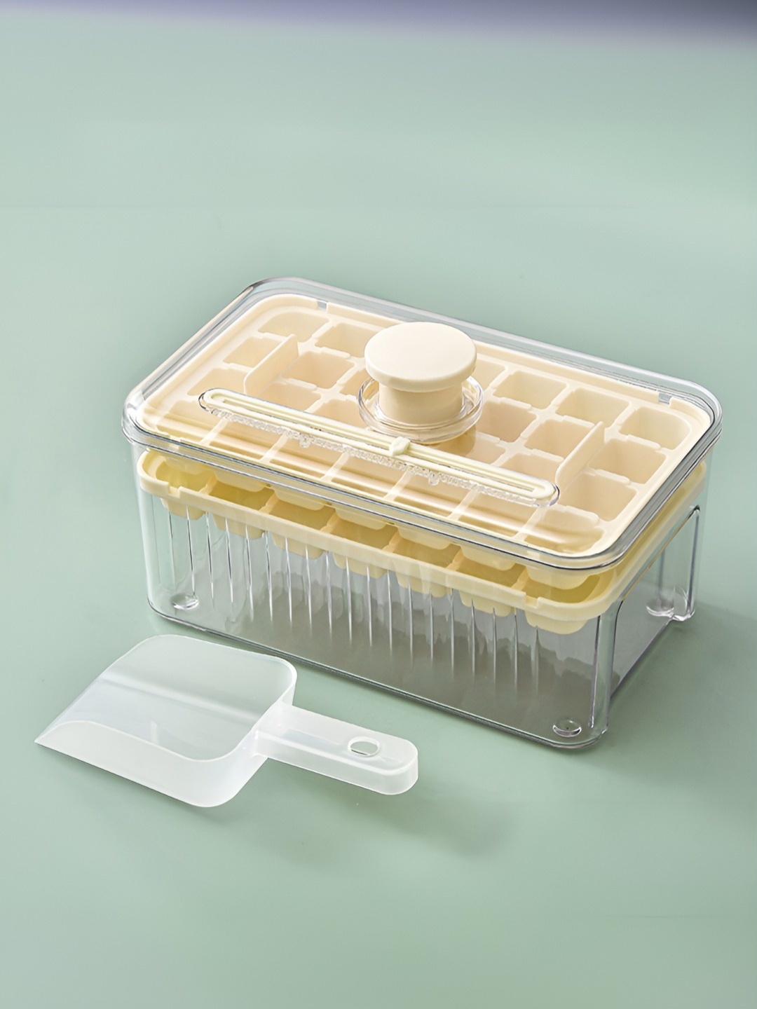 

UMAI Beige 2-Layer Ice Mould With Storage Box