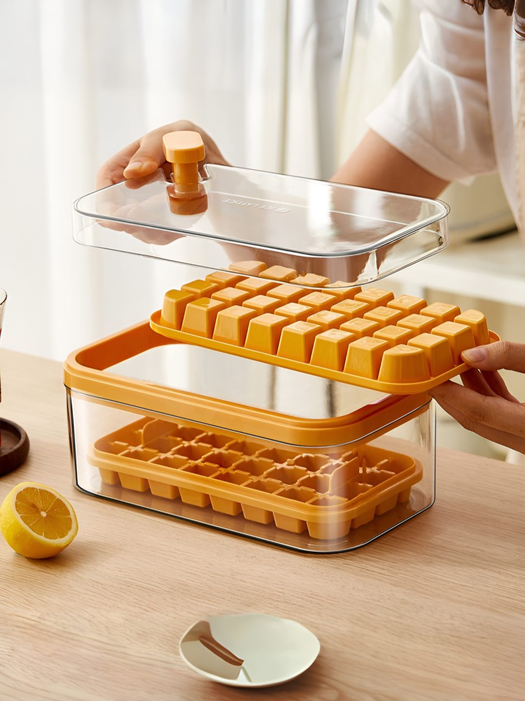 

UMAI Orange Rectangular 2-Layer Ice Mould With Storage Box