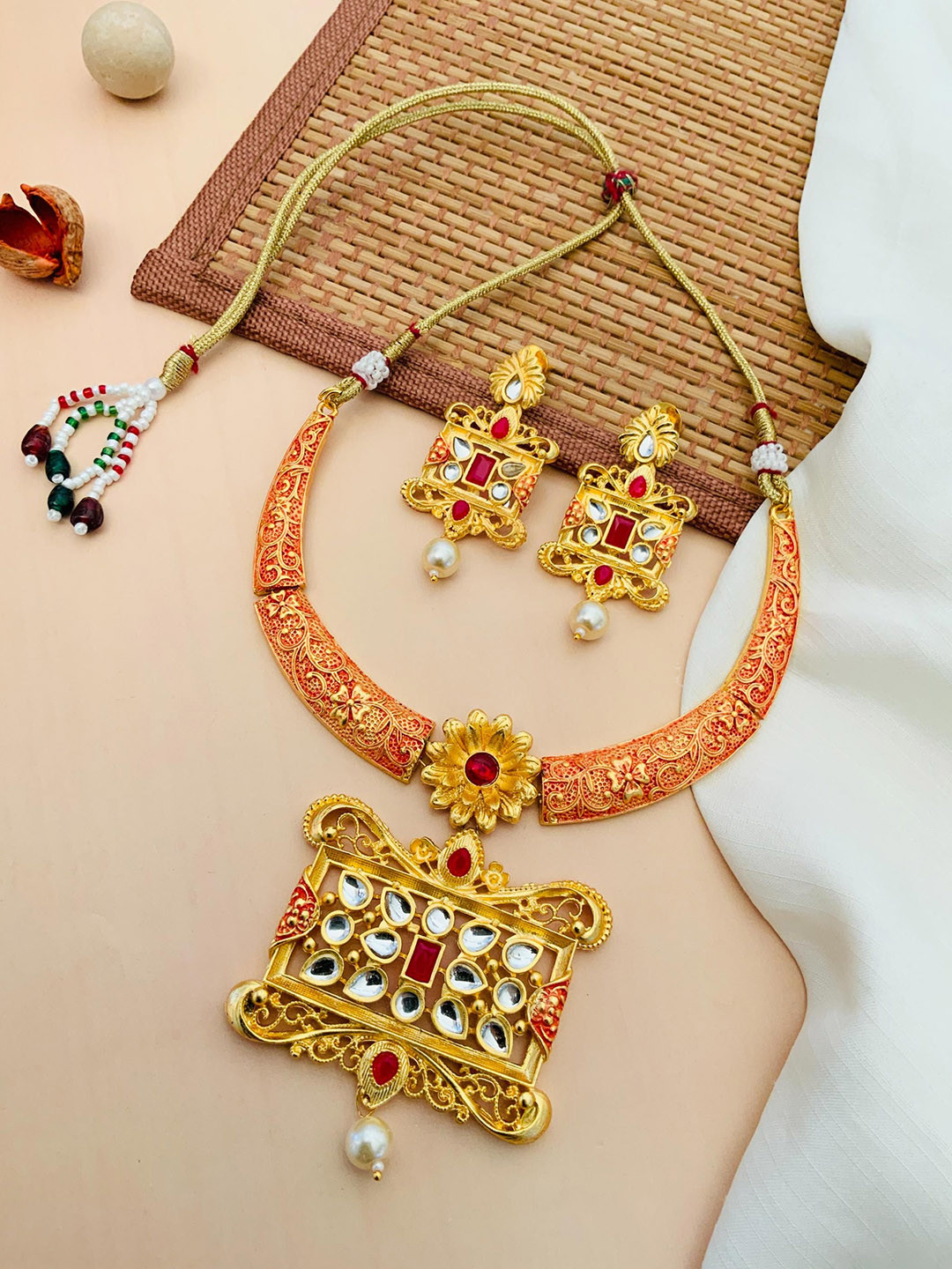 

ABDESIGNS Gold Plated Kundan Studded & Beaded Jewellery Set