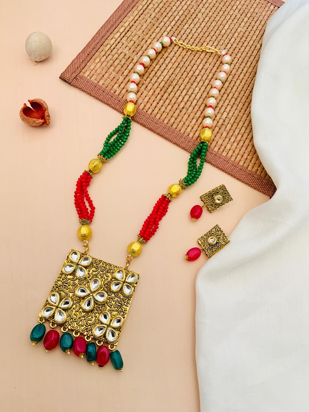 

ABDESIGNS Gold-Plated Kundan-Studded & Beaded Meenakari Jewellery Set