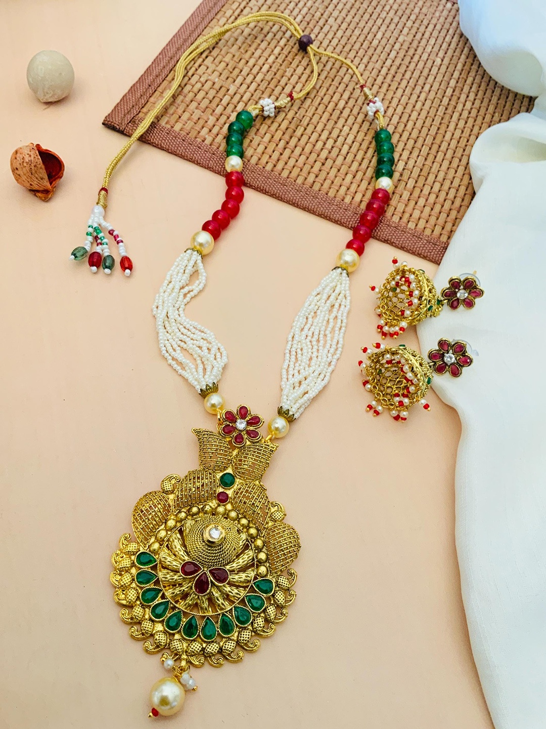 

ABDESIGNS Gold-Plated Kundan-Studded & Beaded Meenakari Jewellery Set