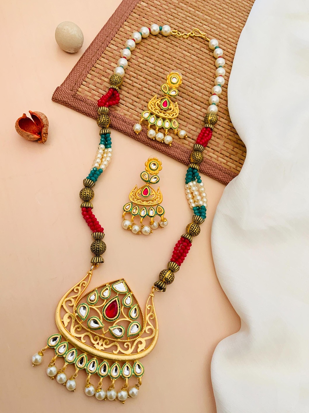 

ABDESIGNS Gold-Plated Kundan-Studded & Beaded Meenakari Jewellery Set
