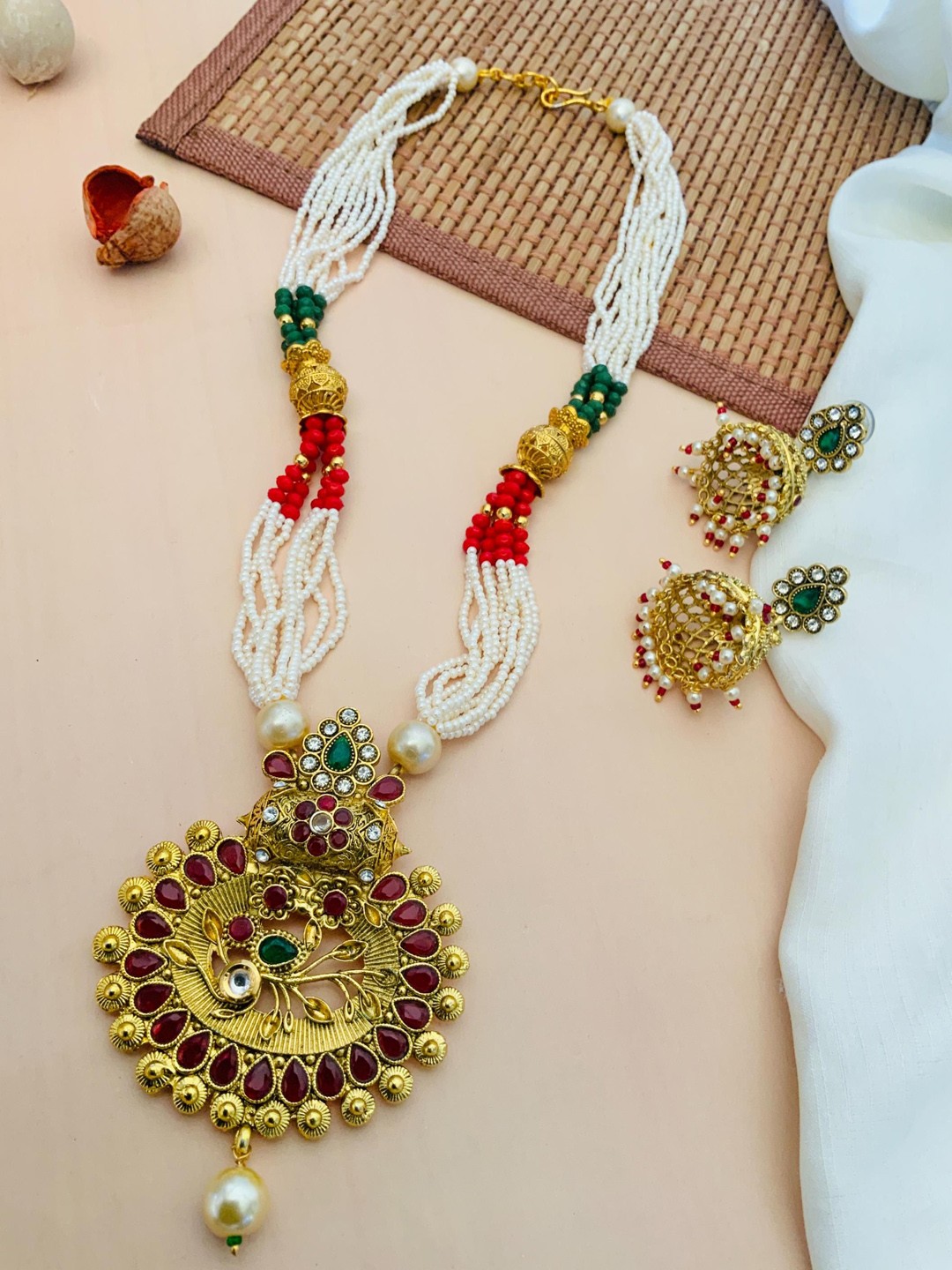 

ABDESIGNS Gold-Plated Kundan-Studded & Beaded Meenakari Jewellery Set