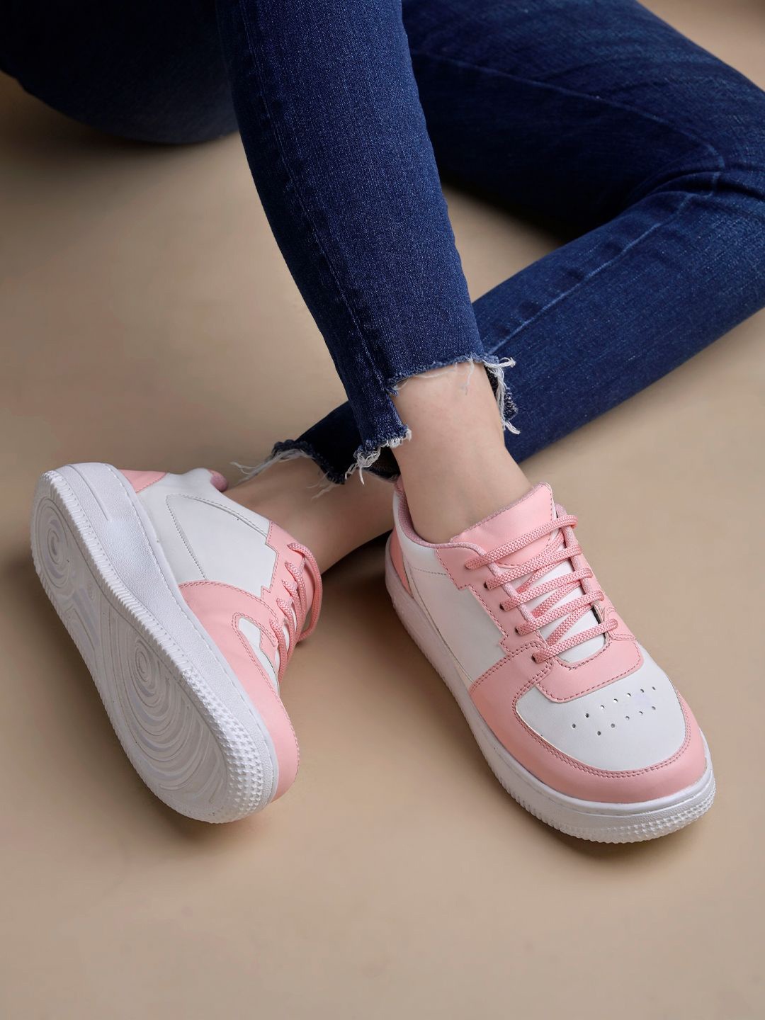 

Shoetopia Women Colourblocked Sneakers, Pink