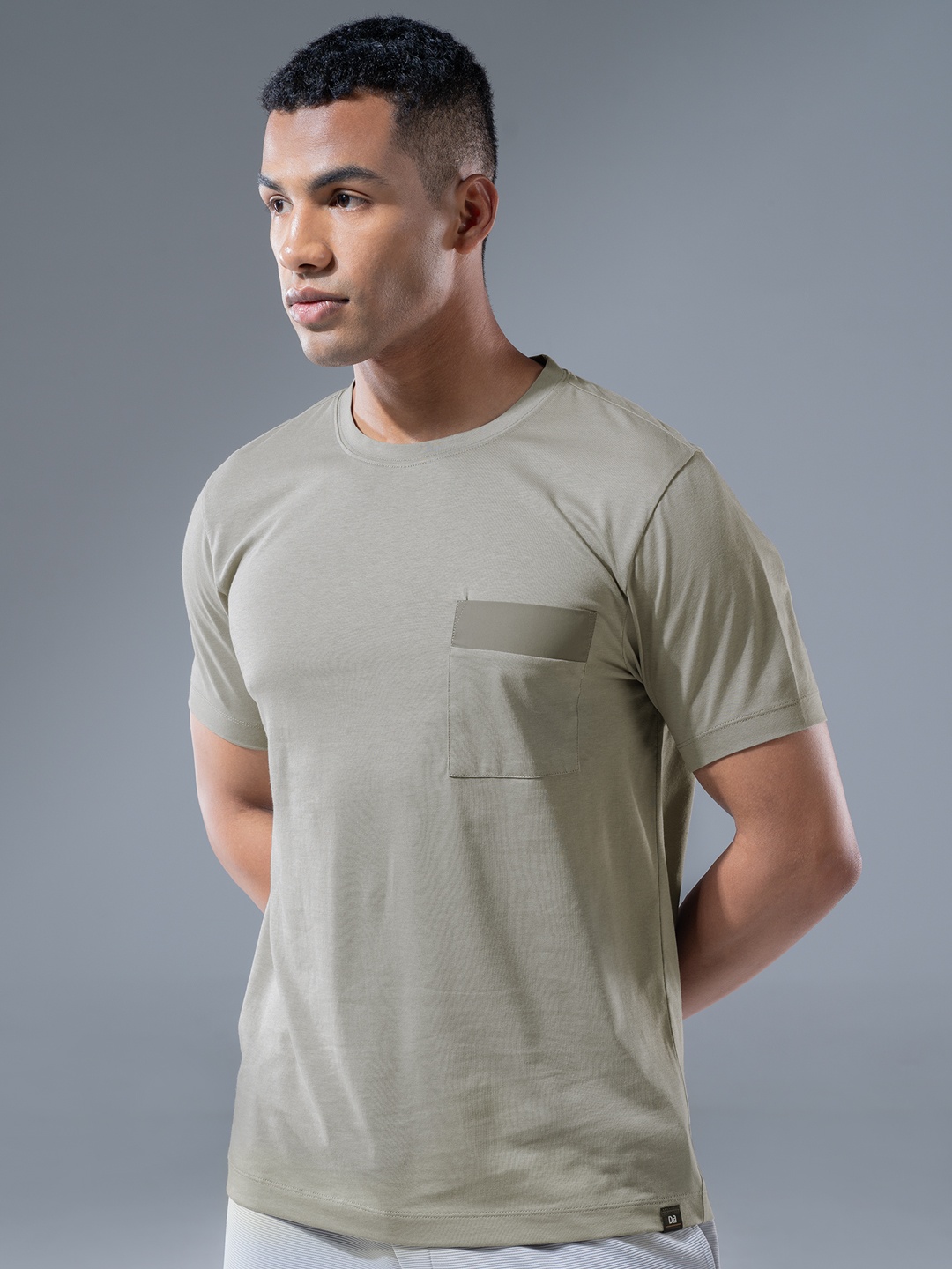 

DAMENSCH Round Neck Breeze Elemental Pocket T-Shirt, Grey