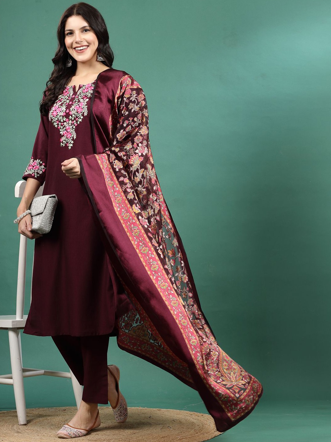 

Sangria Embroidered Notch Neck Ethnic Motifs Straight Kurta With Trouser & Dupatta Set, Burgundy