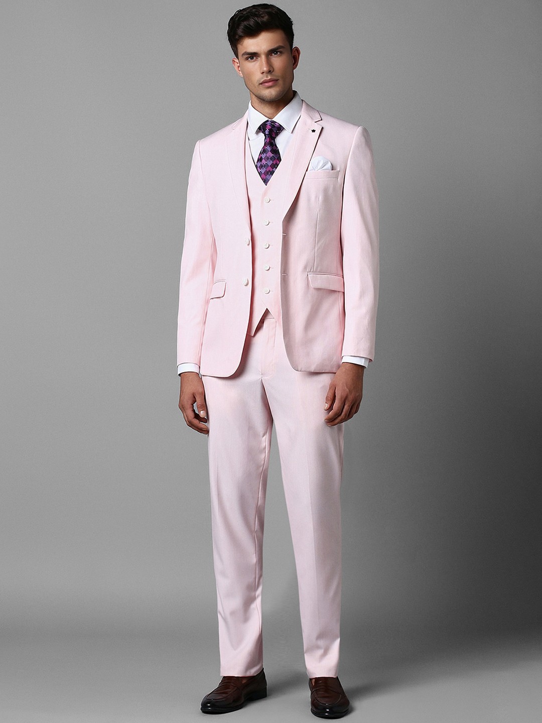 

Louis Philippe Notched Lapel Single-Breasted Three-Piece Formal Suit, Pink