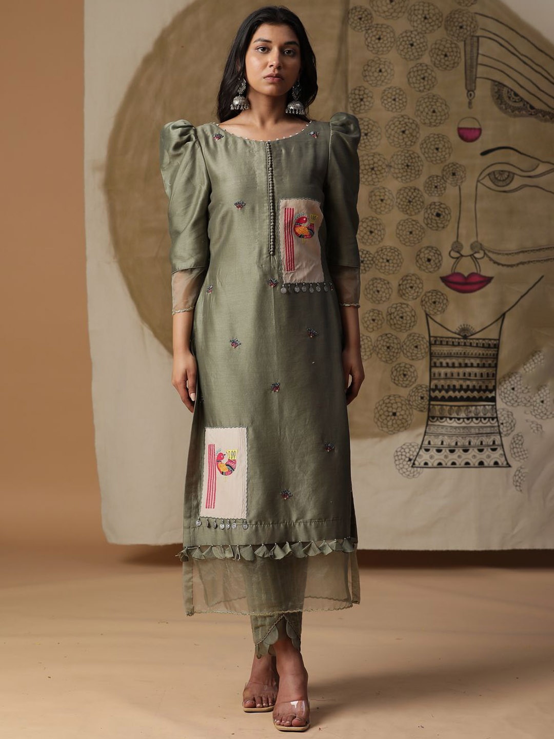 

ARPITA SULAKSHANA Floral Embroidered Chanderi Silk Straight Kurta With Trouser & Dupatta, Olive