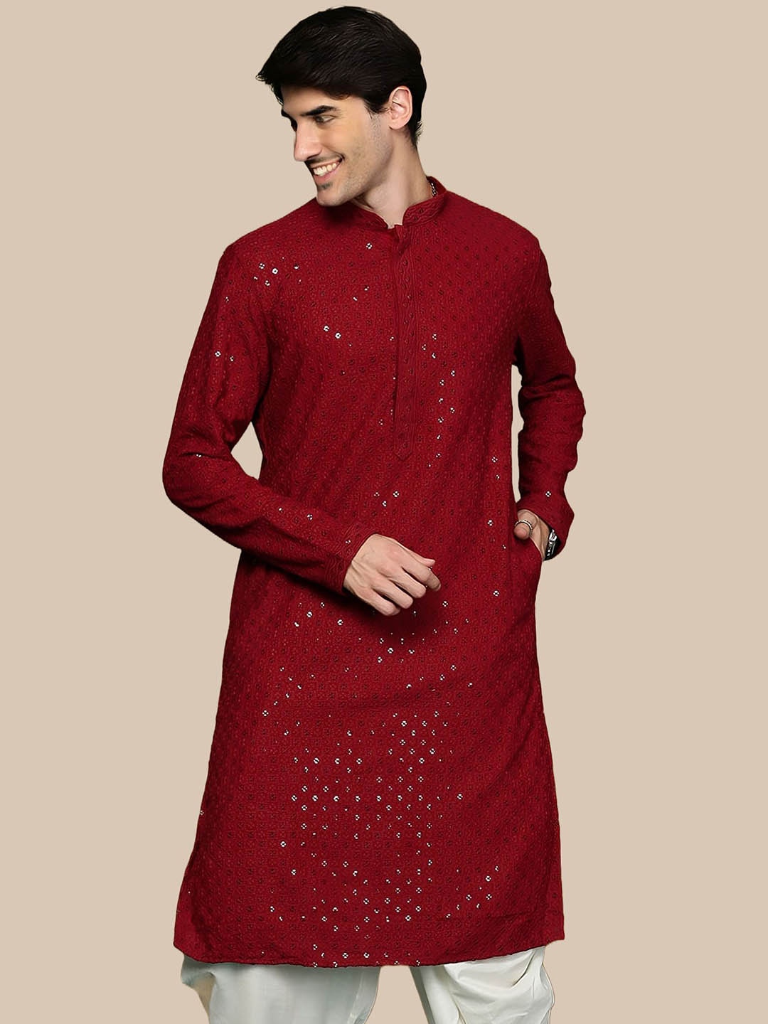 

BAESD Floral Embroidered Mandarin Collar Sequins Straight Kurta, Maroon