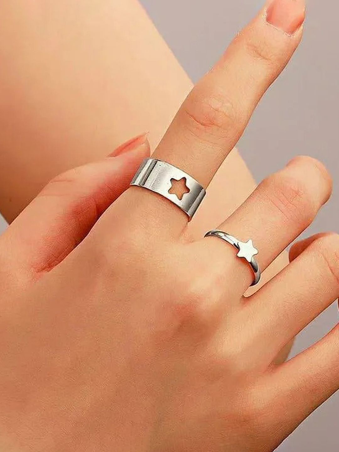 

Jewels Galaxy Set of 2 Silver Plated Finger Ring